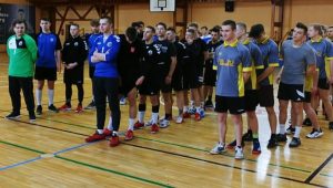 MISTRZOSTWA W PIŁCE RĘCZNEJ JUNIORÓW